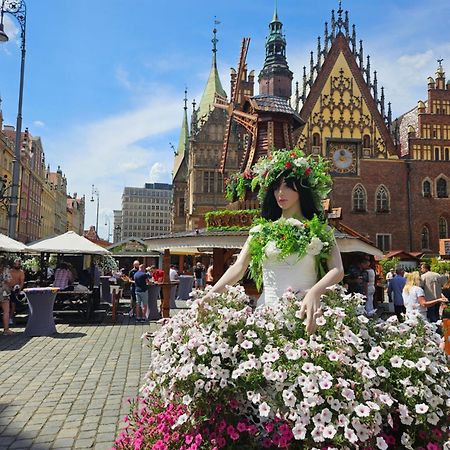 Apartamenty Hexus - Ofiar Oswiecimskich - Wroclaw Centrum Rynek Exteriör bild